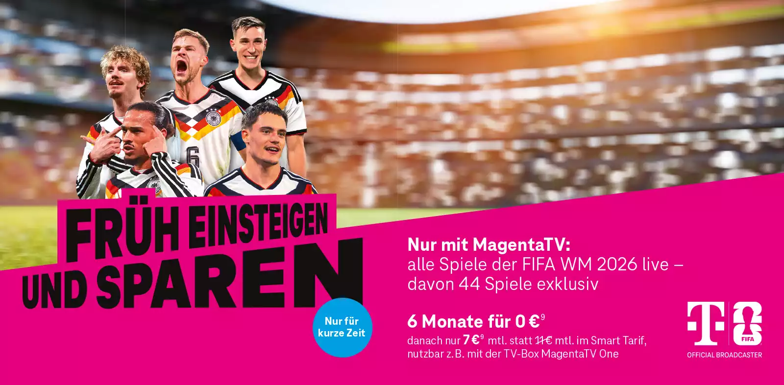 Werbebanner: Fußballer im Deutschland-Trikot, MagentaTV FIFA WM 2026 live